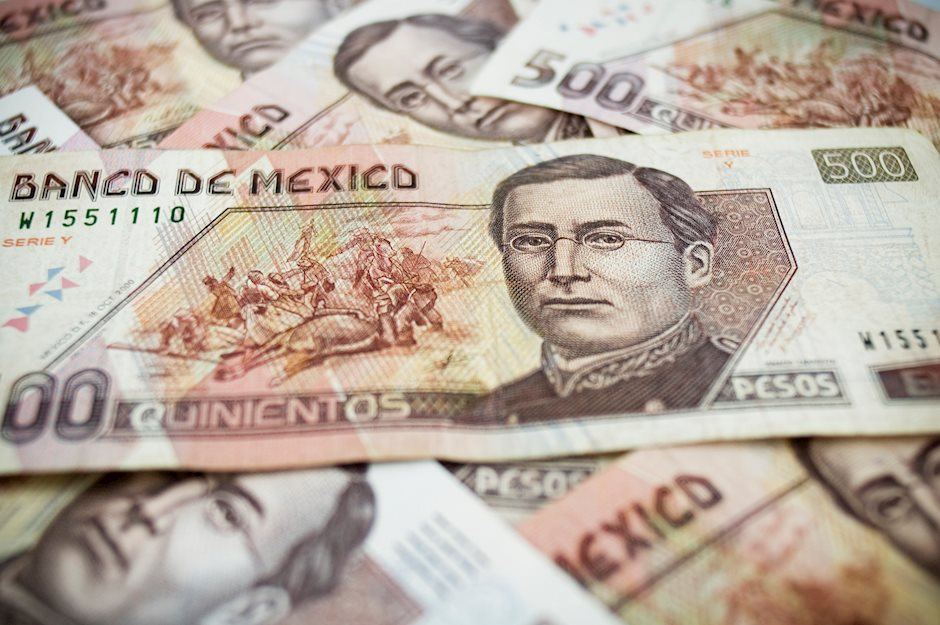 Usd песо. Мексиканский песо. Мексиканская валюта 2023. USD Mexican peso. Современные банкноты Китая.